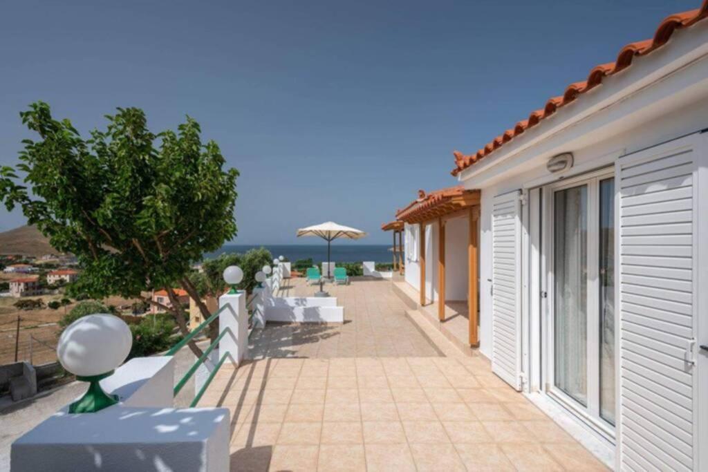 Platy Sea View Lxs别墅 外观 照片